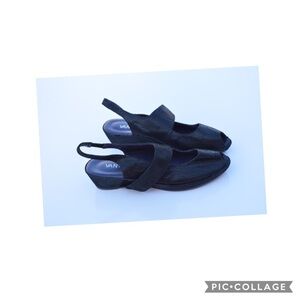 NWOT VanEli peep toe low wedges